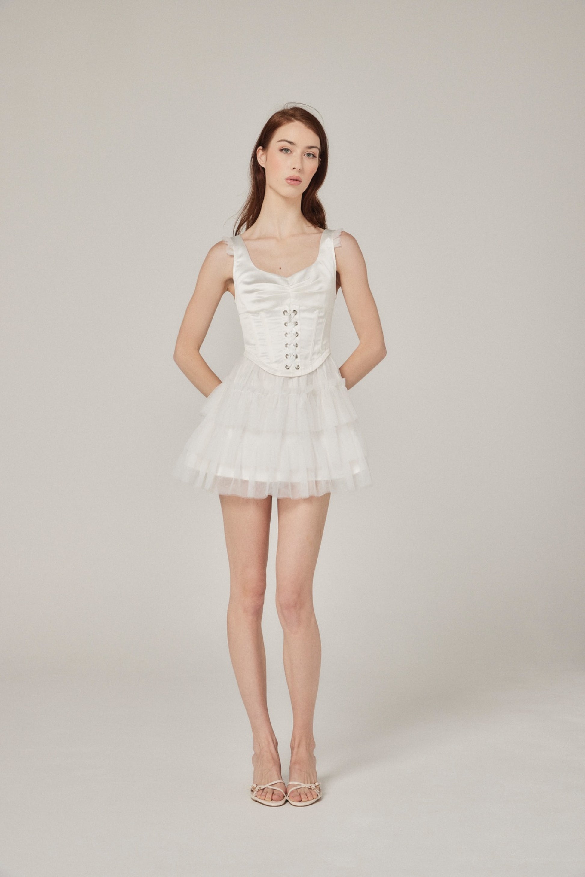 Ellia - Feather White