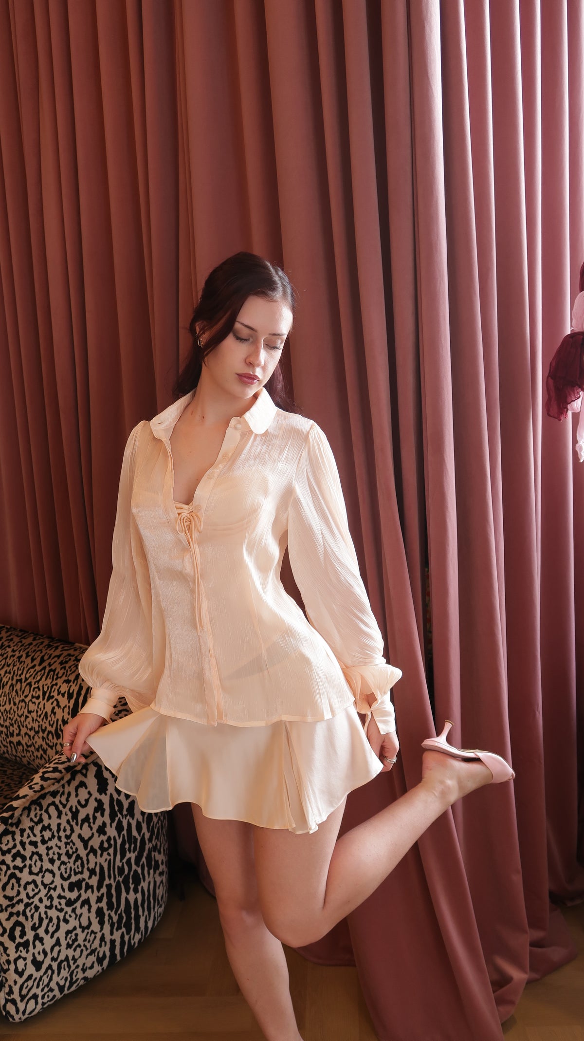 Willow Longsleeve Blouse - Peach