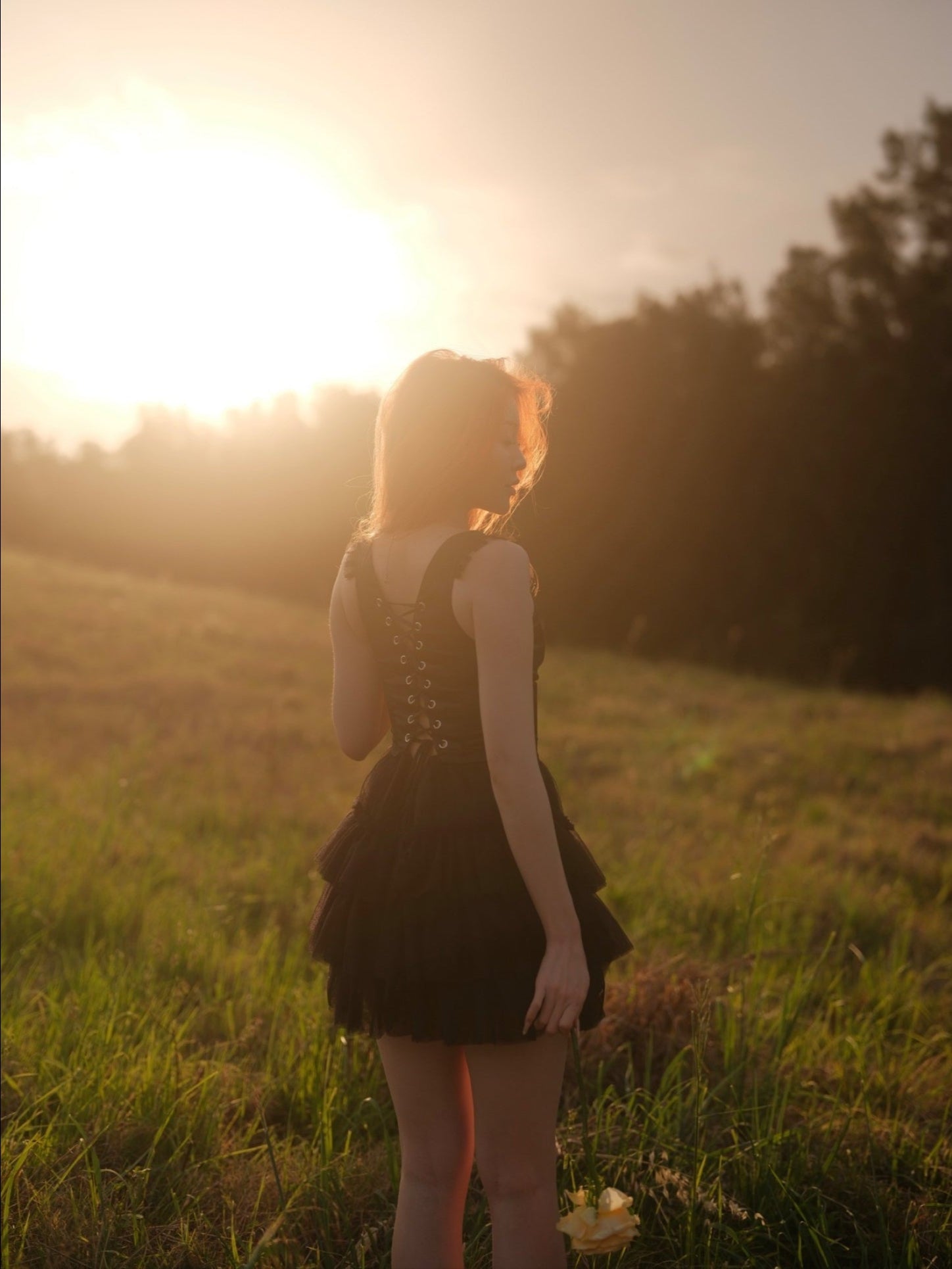 Ellia - Classic Black